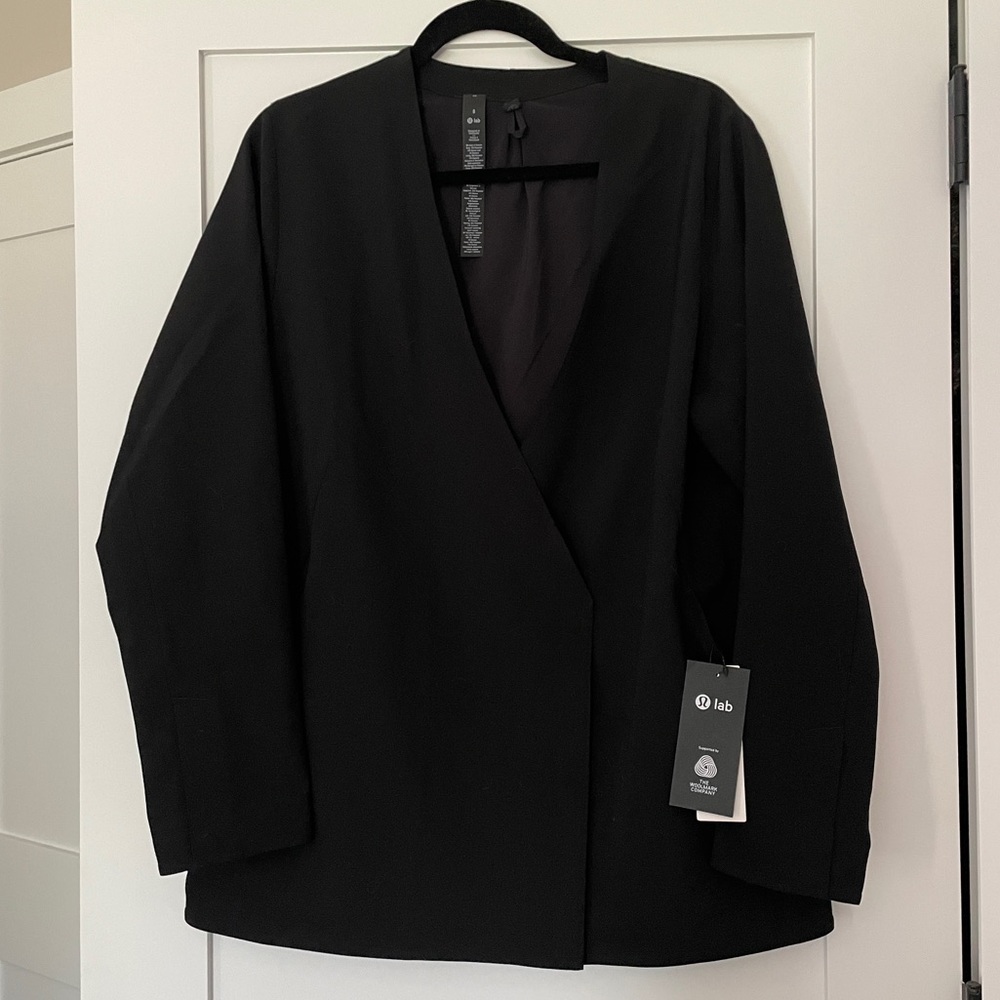 NWT Lululemon Lab Samat Jacket - Black Size 8